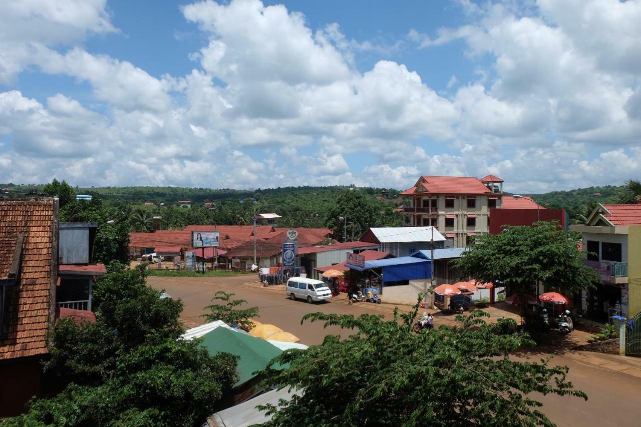 Mondulkiri Holiday Homestay Сенмонором Экстерьер фото
